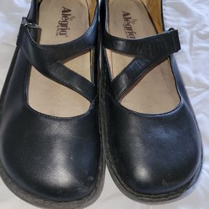 Alegria 42 Shoes EUC
